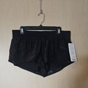 Lululemon Sky Run By Short Size 10 New With Tag